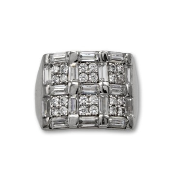 Sortija de oro blanco con cuadrados dobles y piedras