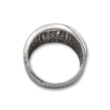 Sortija de oro blanco con grecas con circonitas