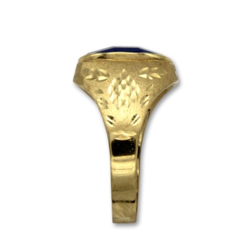 Sello de oro ovalado con tallas de rombo y zafiro