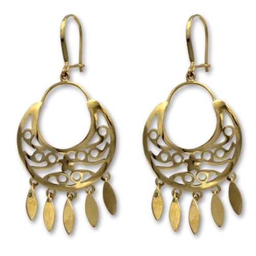 Pendiente largo con calados y lagrimas