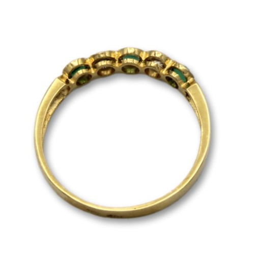 Sortija de oro con esmeraldas y circonitas