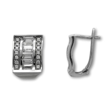 Pendiente de oro blanco con circonitas en baguet y pavé