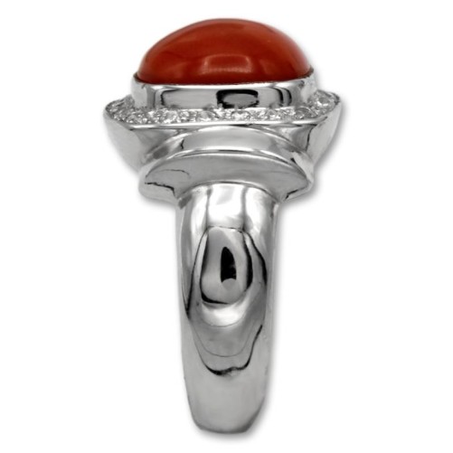 Sortija de oro blanco con coral fino y circonitas