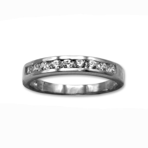 Sortija de oro blanco con ocho circonitas en linea