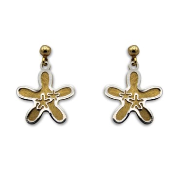 Pendiente oro margarita colgando