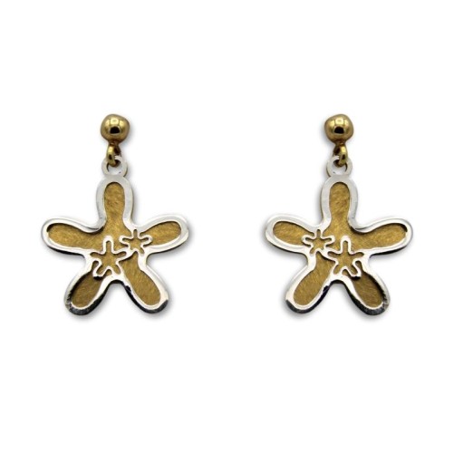 Pendiente oro margarita colgando