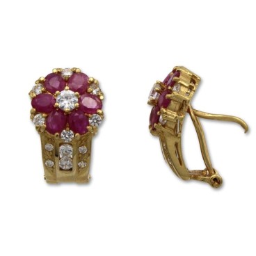 Pendiente de oro con circonitas y rubís omega