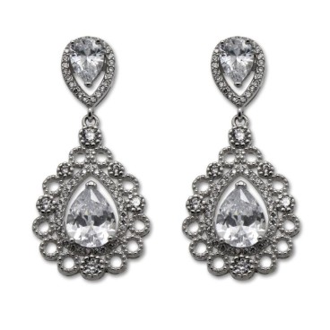 Pendiente de plata largo con filigranas y circonitas en forma de pera