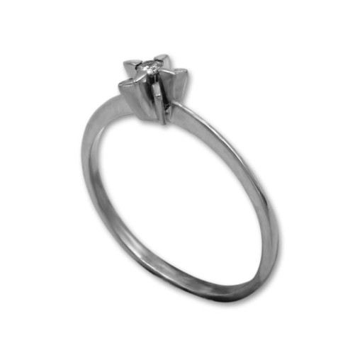 Solitario de oro blanco con diamante