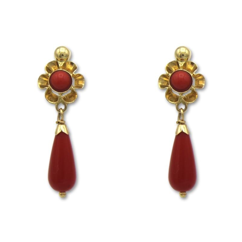 Pendiente de oro arquillo en color coral con lágrima