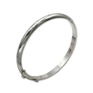 Pulsera de plata media caña con cierre redonda