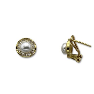 Pendiente de plata chapado en oro con perla rodeada de circonitas baguette