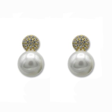 Pendiente de plata chapado en oro con perla, circonitas y cierre omega