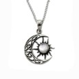 Colgante de plata con cadena de luna y sol con nacar