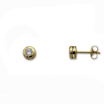 Pendiente en oro de 18k diseño circonita chaton 5mm