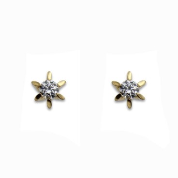 Precioso pendiente en oro de 18k circonita con seis garras acuchillada