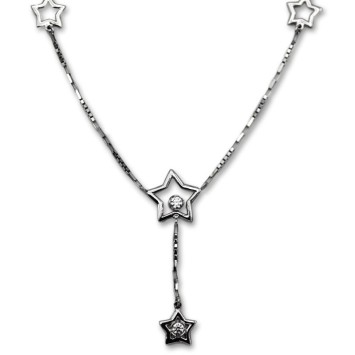 Conjunto de oro blanco con estrellas