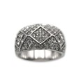 Anillo de plata con circonitas rombo