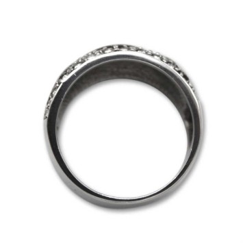 Anillo de plata con circonitas rombo