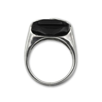 Anillo de plata con piedra oscura rectangular