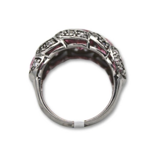 Anillo de plata con piedras color rosa