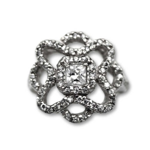 Anillo de plata con circonitas y calados